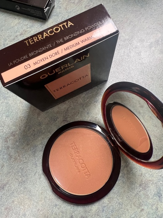 GUERLAIN Other - GUERLAIN Terracotta Bronzing Powder — 03 Medium Warm